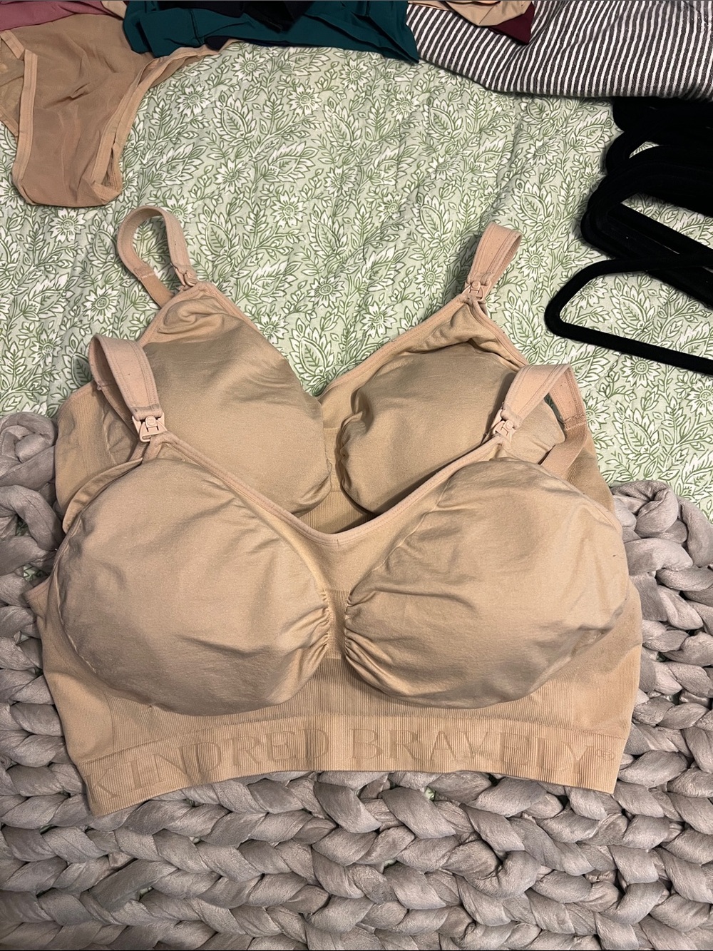 Kindred Bravely Nursing Bra Bundle. Size 2X Busty